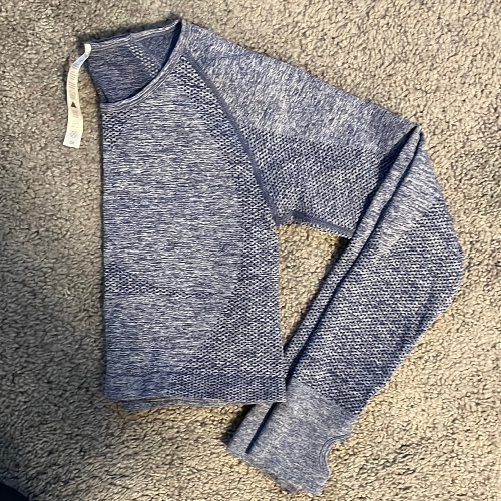 Athletic long sleeved crop top, Denim blue colour, size small